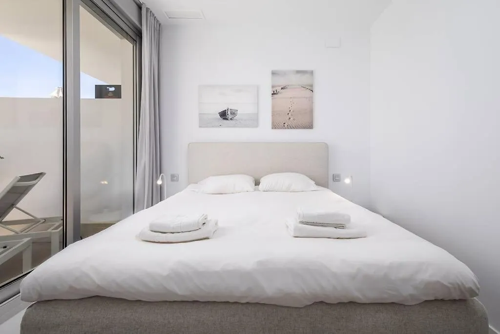 Stylish 3 Bedroom Le Mirage Close To Beach Rdr317 Estepona